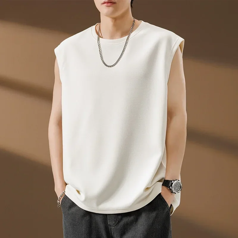 Рисунок 3 - Мужской летний жилет больших размеров