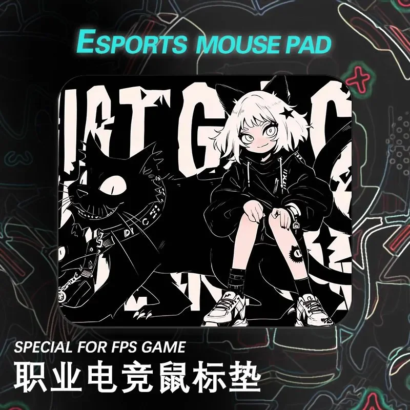 لوحة ماوس ألعاب بلاك كات جيرل XXL سطح زجاجي ضوئي مع قاعدة سميكة مضادة للانزلاق للرياضات الإلكترونية FPS والاستخدام المكتبي المقاوم للماء