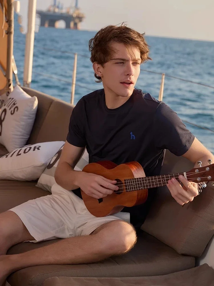 

Мужская хлопковая футболка Hazzy (Корея) 2025 года, весна-лето, повседневная, свободного кроя, с круглым вырезом, с коротким рукавом