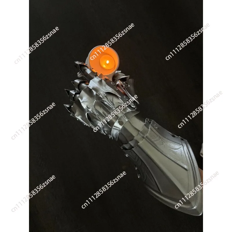 Suitable for medieval Dragon Knight hand model props, wearable gauntlets