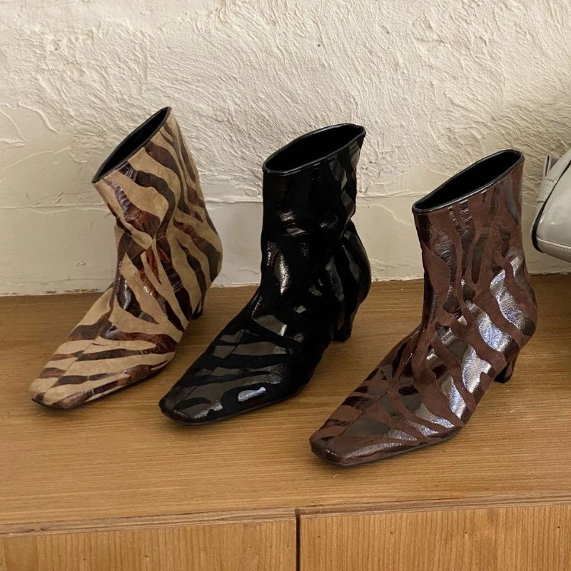 

Модные брендовые короткие ботинки, женские сексуальные дизайнерские ботильоны в полоску, женские ботильоны с квадратным носком на низком каблуке, новые осенние женские ботинки Botas Mujer