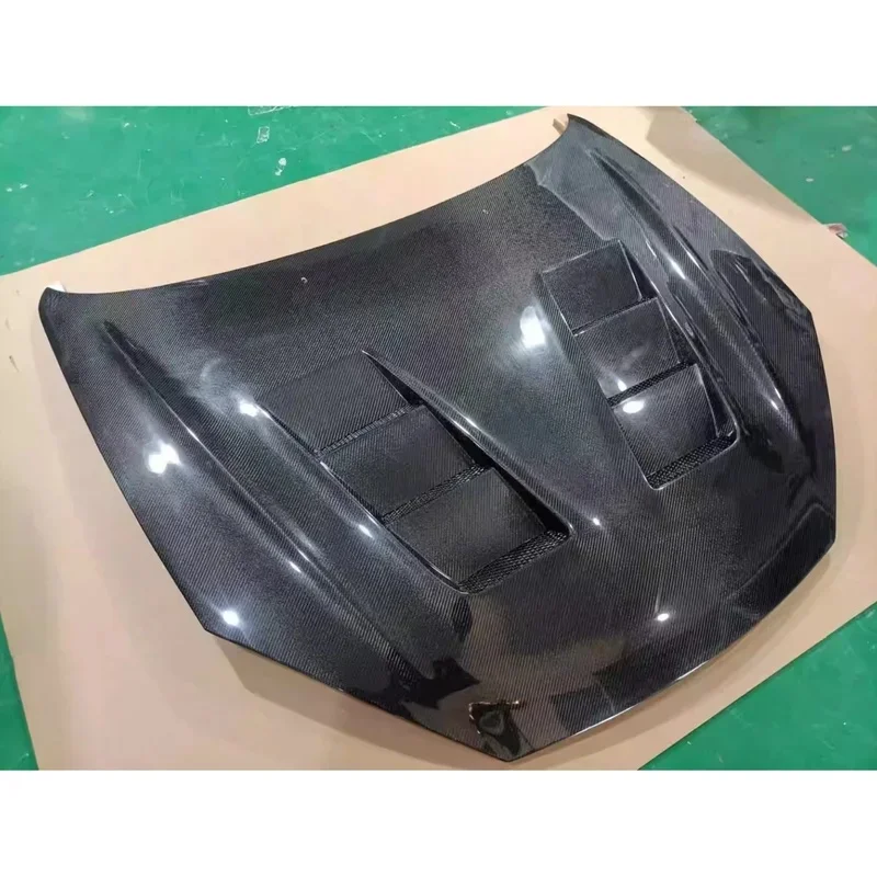 High Quality Aerodynamic Carbon Fiber Replacement Hood Fit Rohens Coupe 2007 Car Modification Accessories