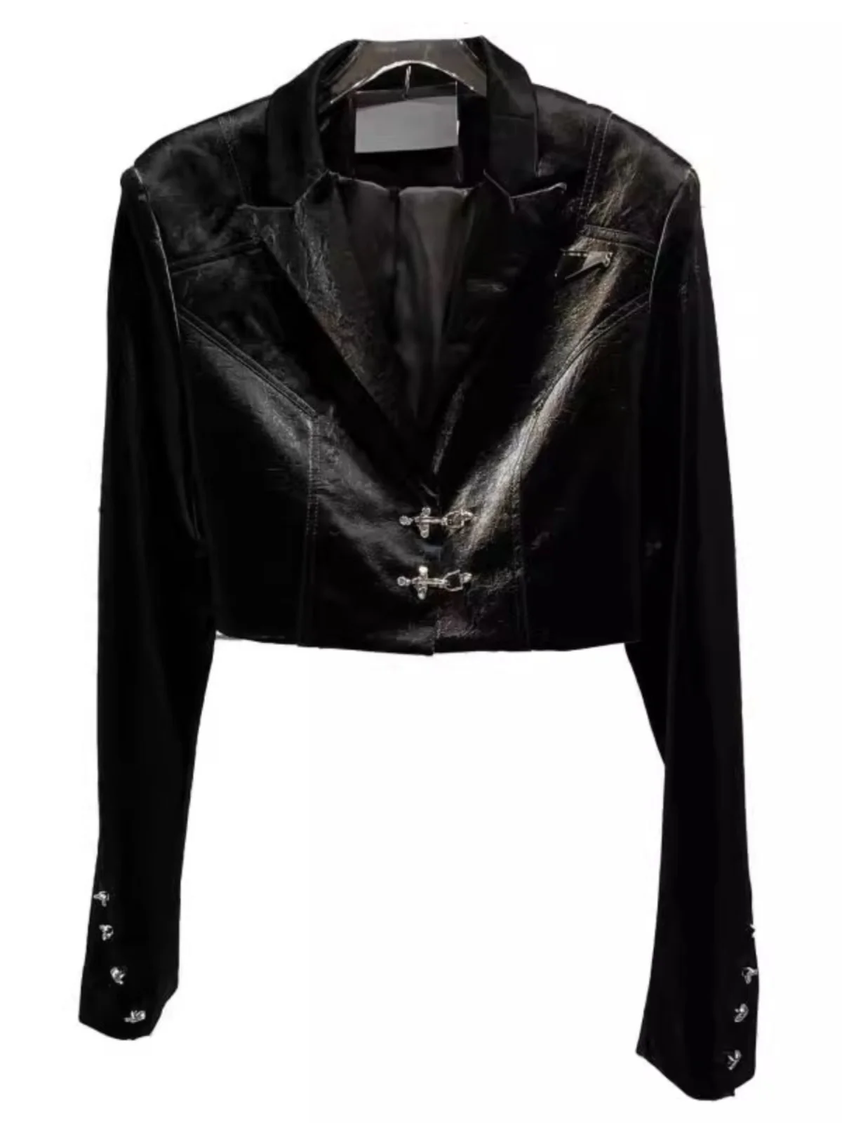 スリムフィット PU レザー ジャケット レディース ファッション 春の新作 小さなデザインセンス レトロ 多用途 オートコート ボタン スプライス ピュアカラー