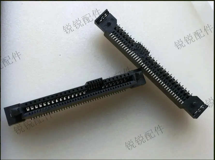 مقبس قرص صلب PCIE لـ Foxconn ، رقعة عمودية SMT ، موصل SAS ، أنثى ، 68P ، شحن مجاني