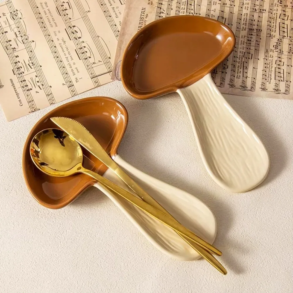 Ceramic Mushroom Spoon Rest Heat Resistant Mushroom Shaped Spoon Plates High Temperature Resistant Exquisite Cute