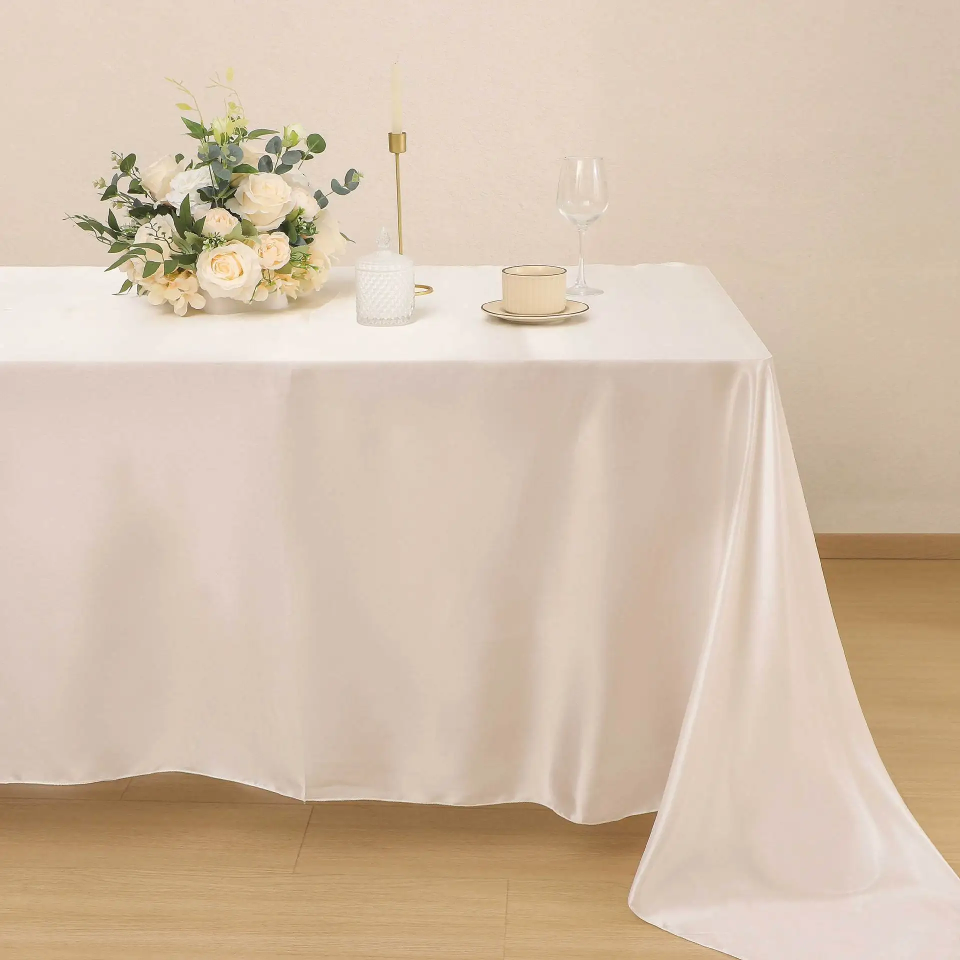 Thumbnail 3 - #69 Table Linens Discount Picks
