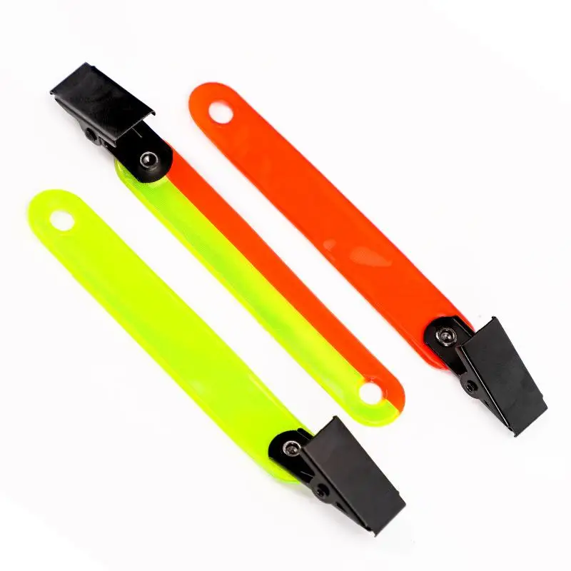 12Pcs/pack Bow and Arrow Accessories Outdoor Sports Fluorescent Color Pvc Metal Road Sign Clip Bivouac Camping Safety Small Tool