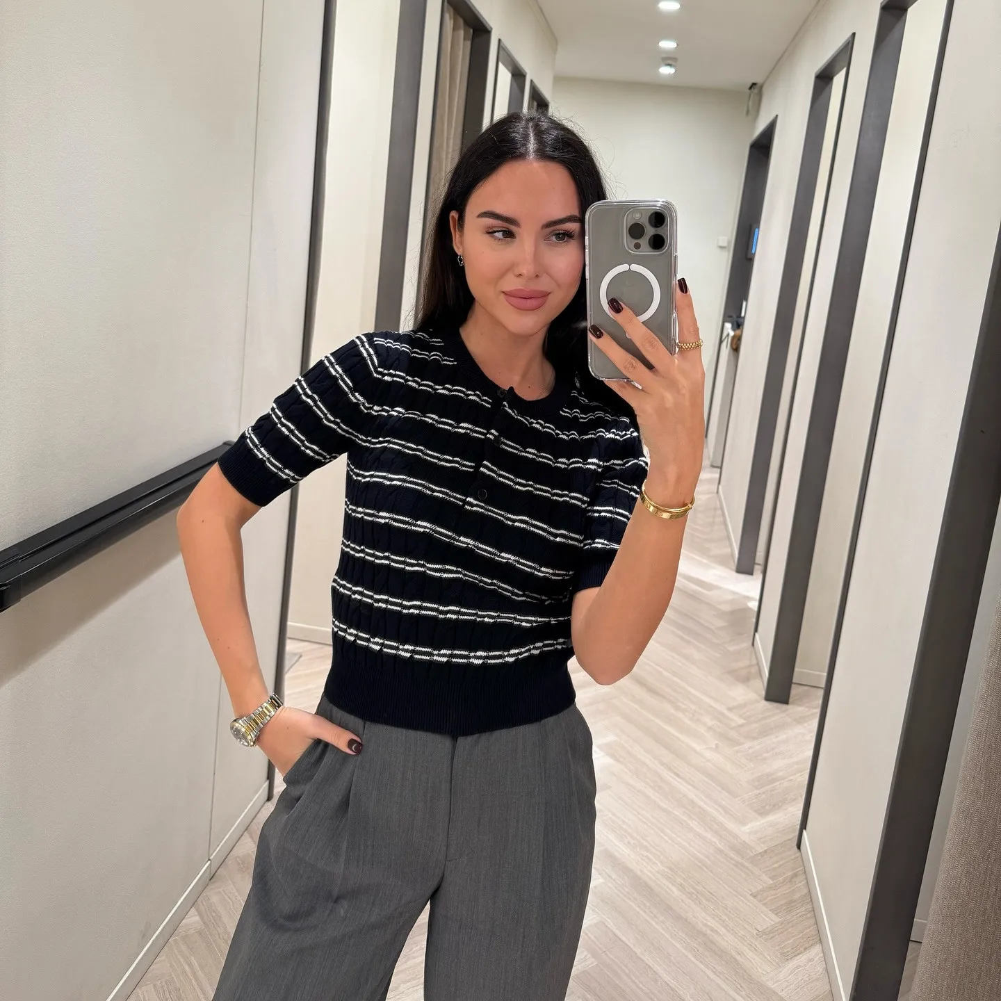 

PB&ZA2025 Round Neck Striped Button Decoration Casual Versatile Short-sleeved Tops Summer New Women's T-shirt