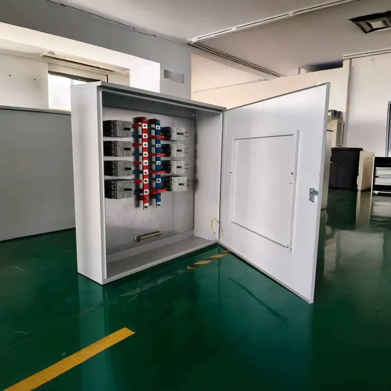4-String PV Combiner Box for Solar with Lightning Protection 15A Fuse Holder 63A MCB IP66 Waterproof for On Grid Off Grid DC
