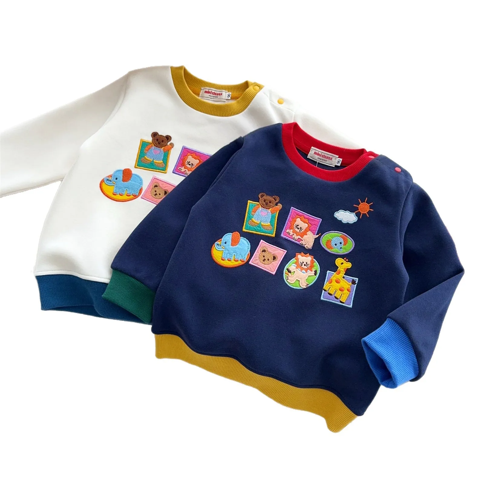 

Japanese Children's Clothing 2025 Autumn New Male And Female Children Cartoon Animal Series Watch Sticker Fabric Hoodie