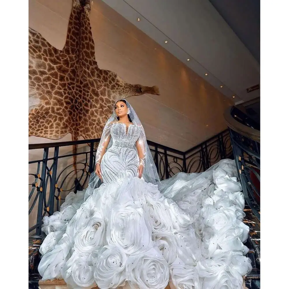 Robe de mariée arabe blanche sirène personnalisée, cristaux perlés, dentelle, traîne détachable, robes de mariée