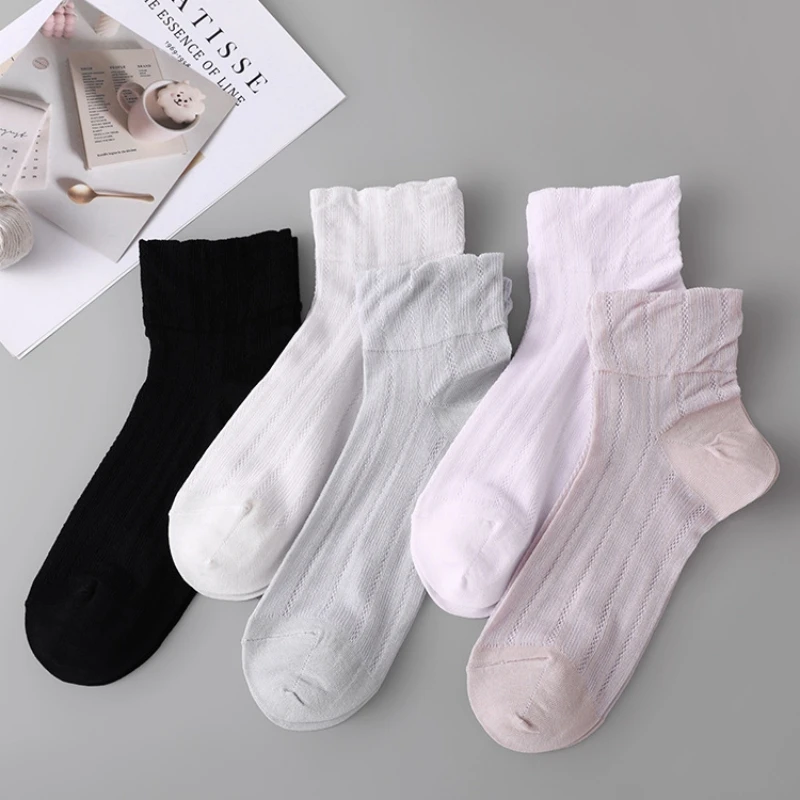 Birdtree, 3 Pairs 60% Real Silk Mesh Socks, Women's Breathable Thin Soft Socks, High Elastic, Spring Summer Autumn S69732JF