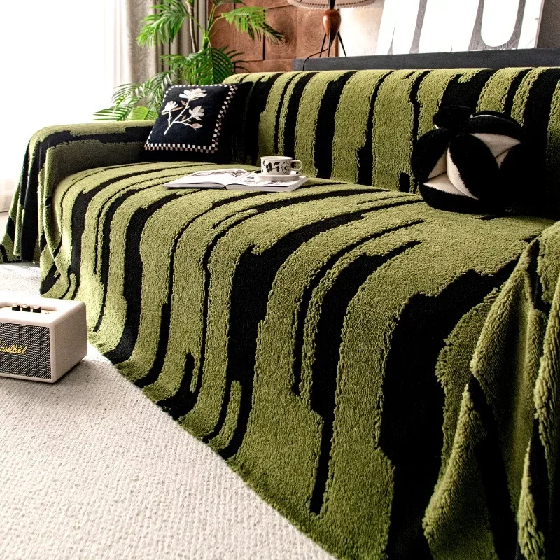Winter Plush Sofa Cover Cloth 2025 New Retro Multi Functional Warm Sofa Blanket Full Coverage Pet Friendly Sofa Protect Towel