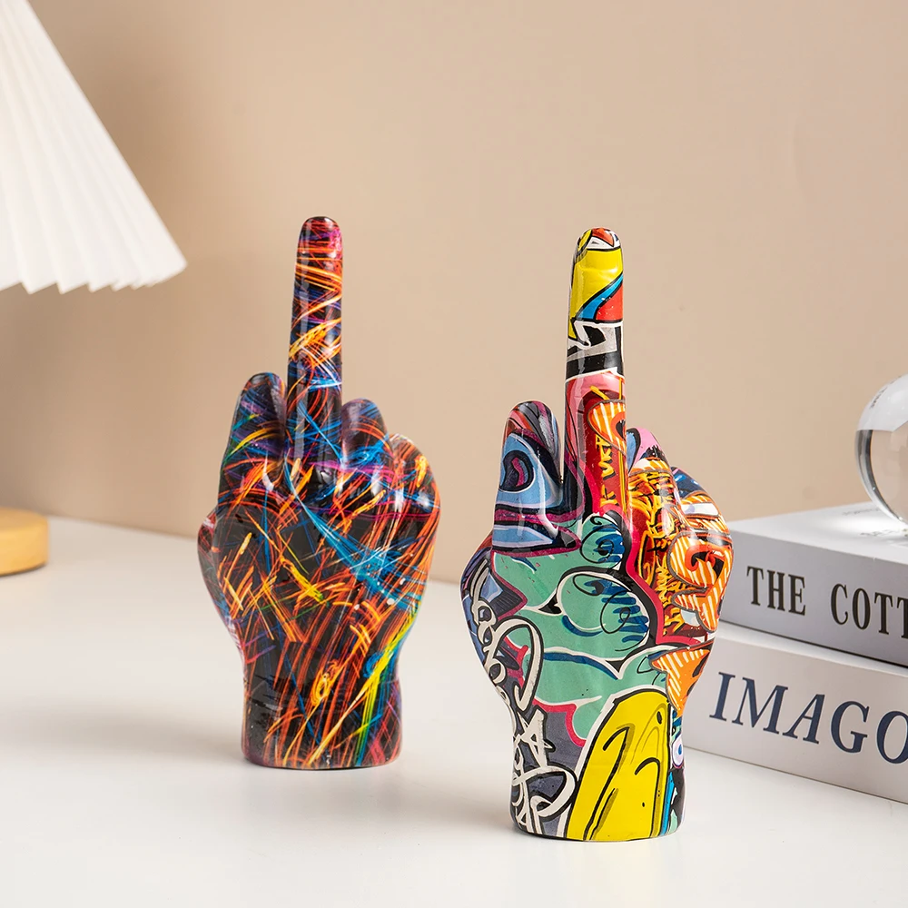 

Graffiti Middle Finger Hand Gesture Resin Ornament Home Decorative Craft for Desktop Living Room Office Household Sculpture Gift