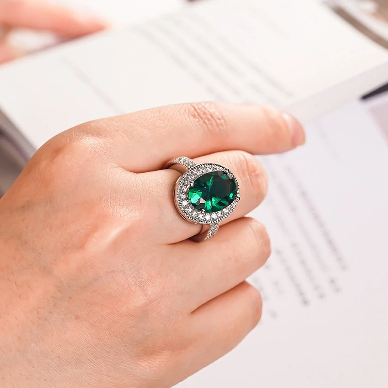 Emerald Zircon High-end Luxury Daily Wear Luxurious Jewelry Elegant Temperament Socialite Inlaid Translucent Ring Wholesale