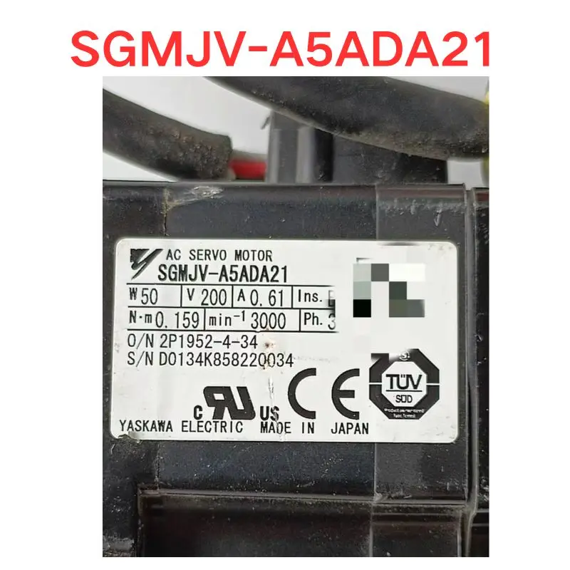 Used OEM disassembled parts SGMJV-A5ADA21 servo motor Functional test OK Fast delivery