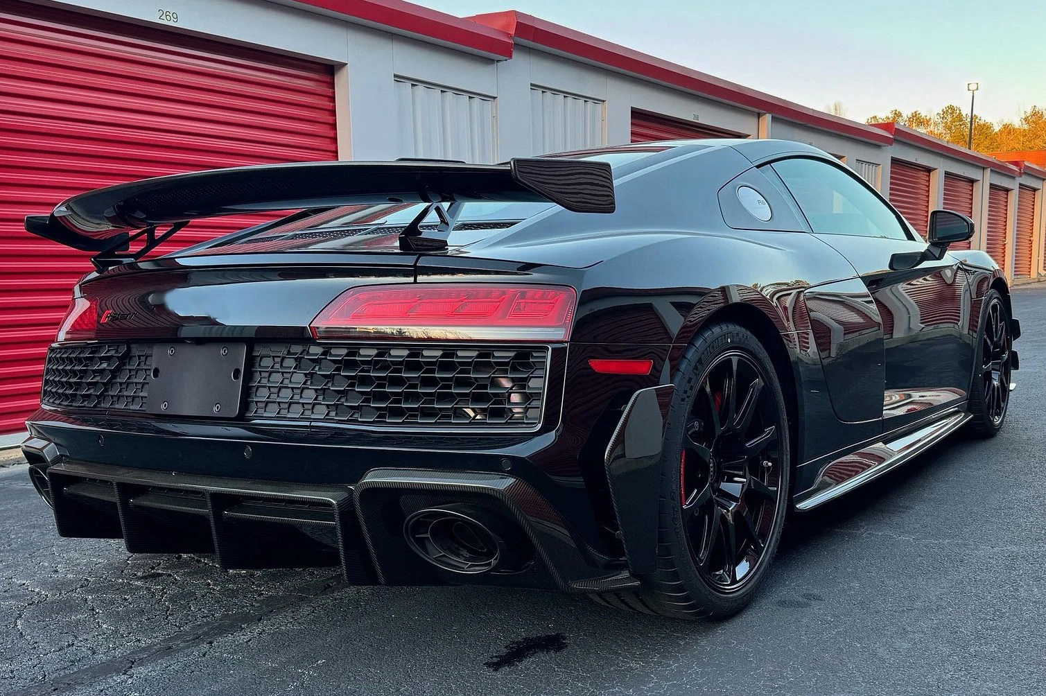 Audi R8 Auto Parts RWD Style Rear Spoiler Dry  Carbon Fiber Body Kits Automotive Accessories Rear Wing For Audi R8