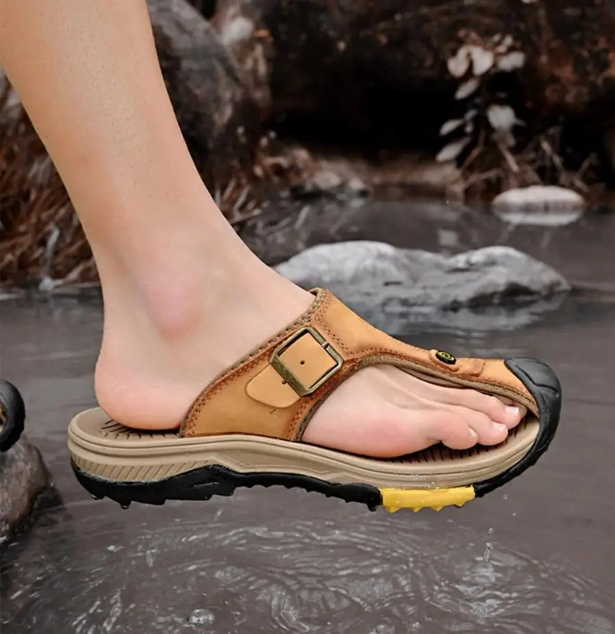 Genuine Leather Sandals Men Breathable Summer Shoes Man Waterproof Outdoor Men Sandals Antiskid Beach Sandals Footwear