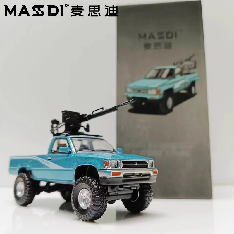 Masdi 1:64 1994 Toyota Hilux doble fila tracción en las cuatro ruedas Ln107 simulación miniatura modelo fundido a presión coche coleccionable juguete para regalo personalizado