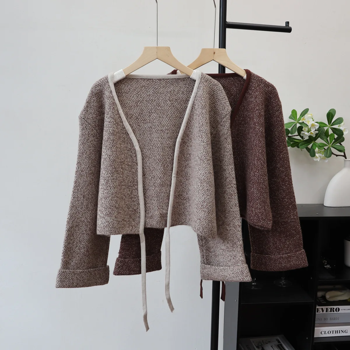 

Short Coat Women Cardigan Sweaters Coats Jackets Full Sleeve Jumpers Y2k Streetwear Elegant Knit Open Stith Autumn Winter 2025