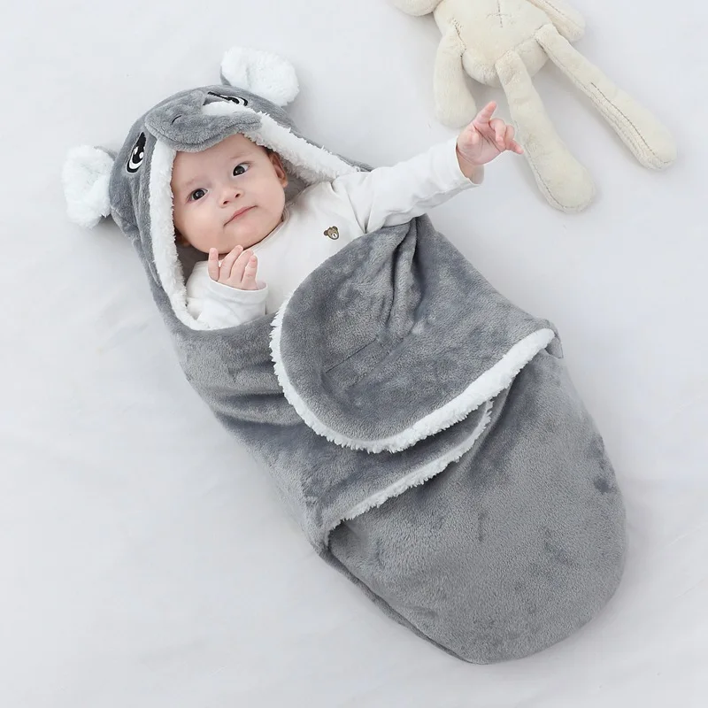 Cute Winter Newborn Blanket Swaddle Wrap Warm Lamb Wool Baby Sleeping Bag Cartoon Hooded New Born Cocoon Baby Blanket Sleepsack