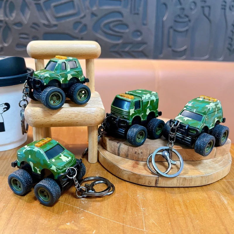 pull-back off-road vehicle keychain toy car pendant premium product