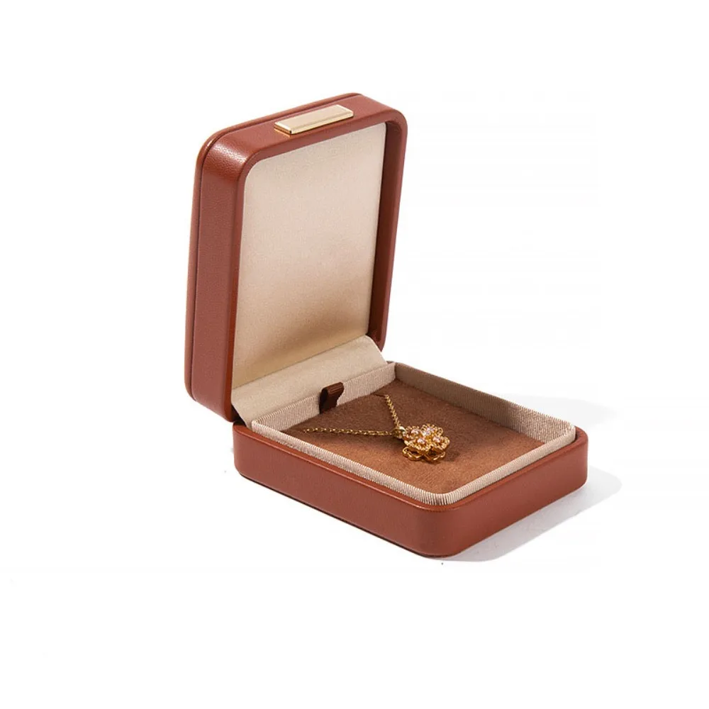 PU Leather Jewelry Packaging Box with Gold Buckle