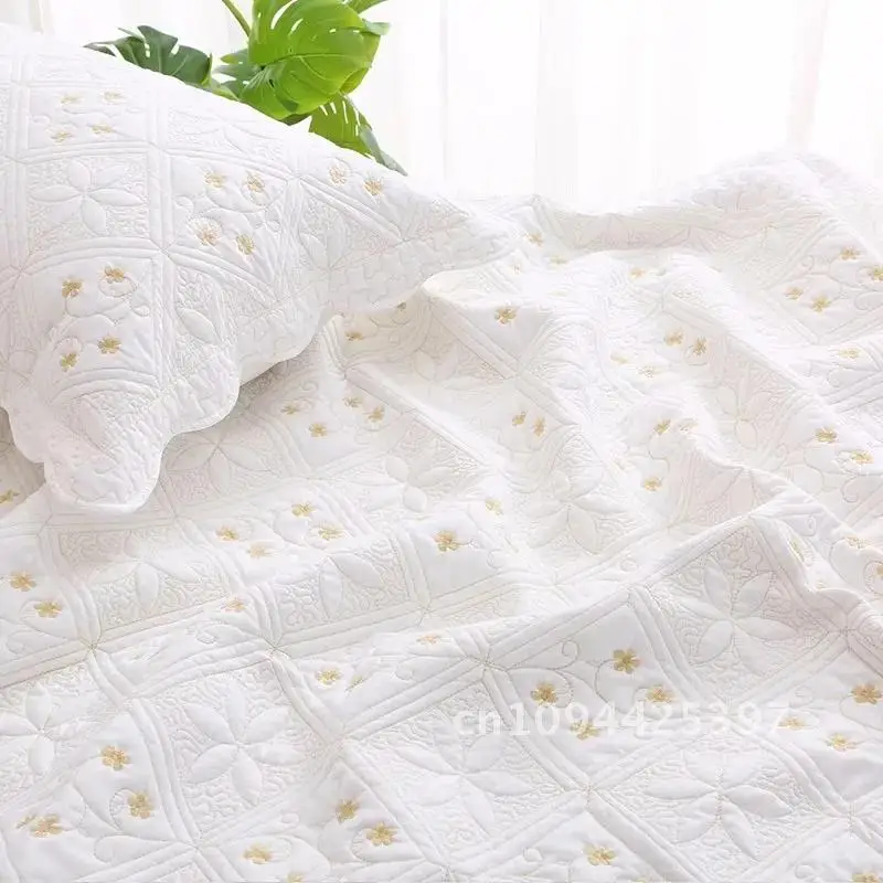 Double-sided Embroidered Cotton Quilted Bedspread, Padded Summer Blanket, Throw Coverlet, Home Coverlet, Bed Cover, Colcha