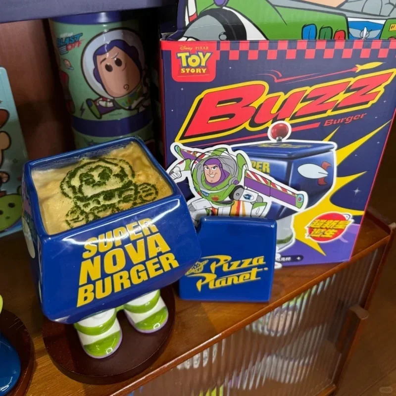 

Cartoon Toy Story Buzz Lightyear Alien Star Restaurant Mu Covered Ceramic Water Cup Snack storage Home Decoration Children Gift