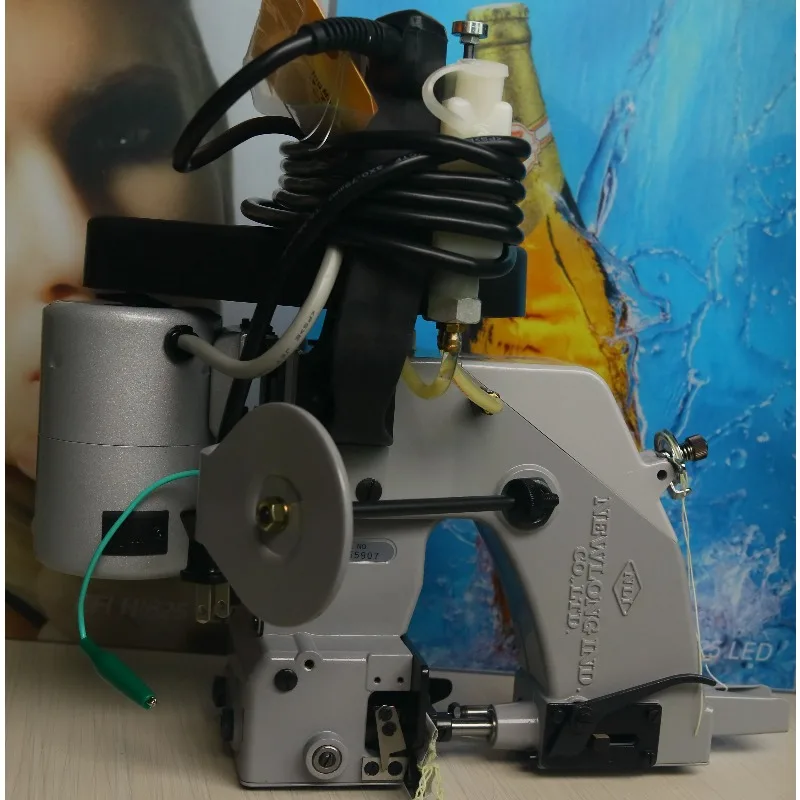 Portable electric automatic storage bag to reduce wear and ensure smooth operation