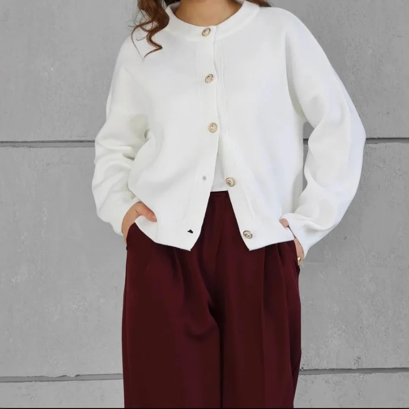 

2025 Autumn New, Core-spun Yarn Thick Coat Knitted Sweater Cardigan Top