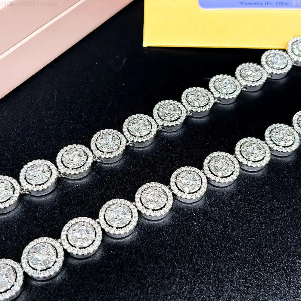 

Trend Luxury Shiny Moissanite Jewelry Gold Plated Diamond Woman Necklace Cuban Link Moissanite Chain Rock Chain
