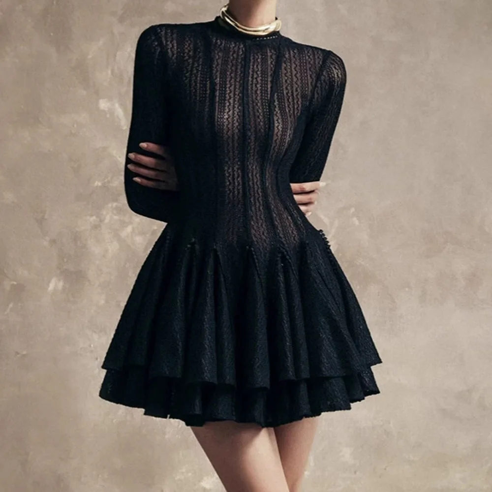 

Elegant women's black round neck long sleeve dress women's 2025 new slim fluffy short skirt-GZXX1314