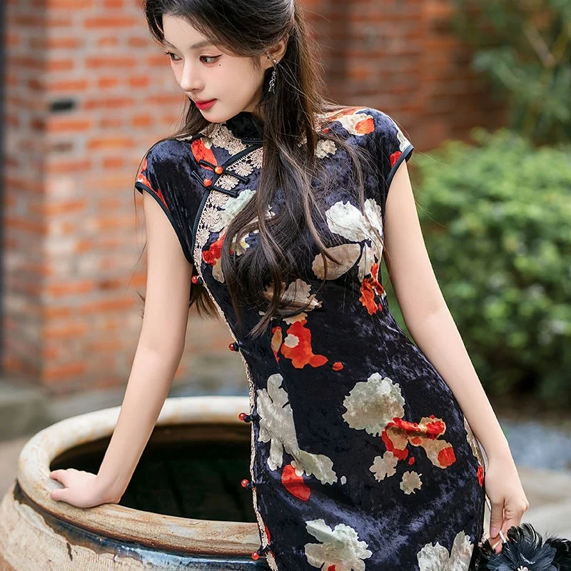 

Ele Slimming Silk Satin Dr Lace Trimmed Classic Sle Daily Wear Low Slit Long Chinese Sle Gown