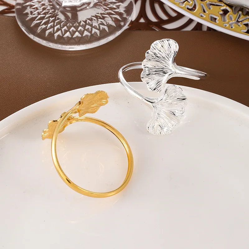 

4PCS Ginkgo Leaf Metal Napkin Buckles,Rose Gold Silver Napkin Rings,Wedding Event Decor Crafts Holder Handmade Party Supplies