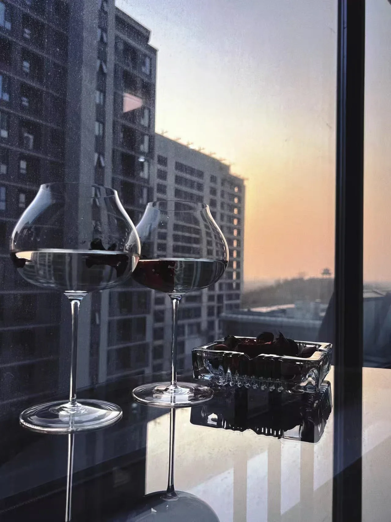 Nordic Large Red Wine Glass Ultra-thin And High-end With An Excellent Feel Burgundy Glass Crystal Tall Glass Banquet Wine