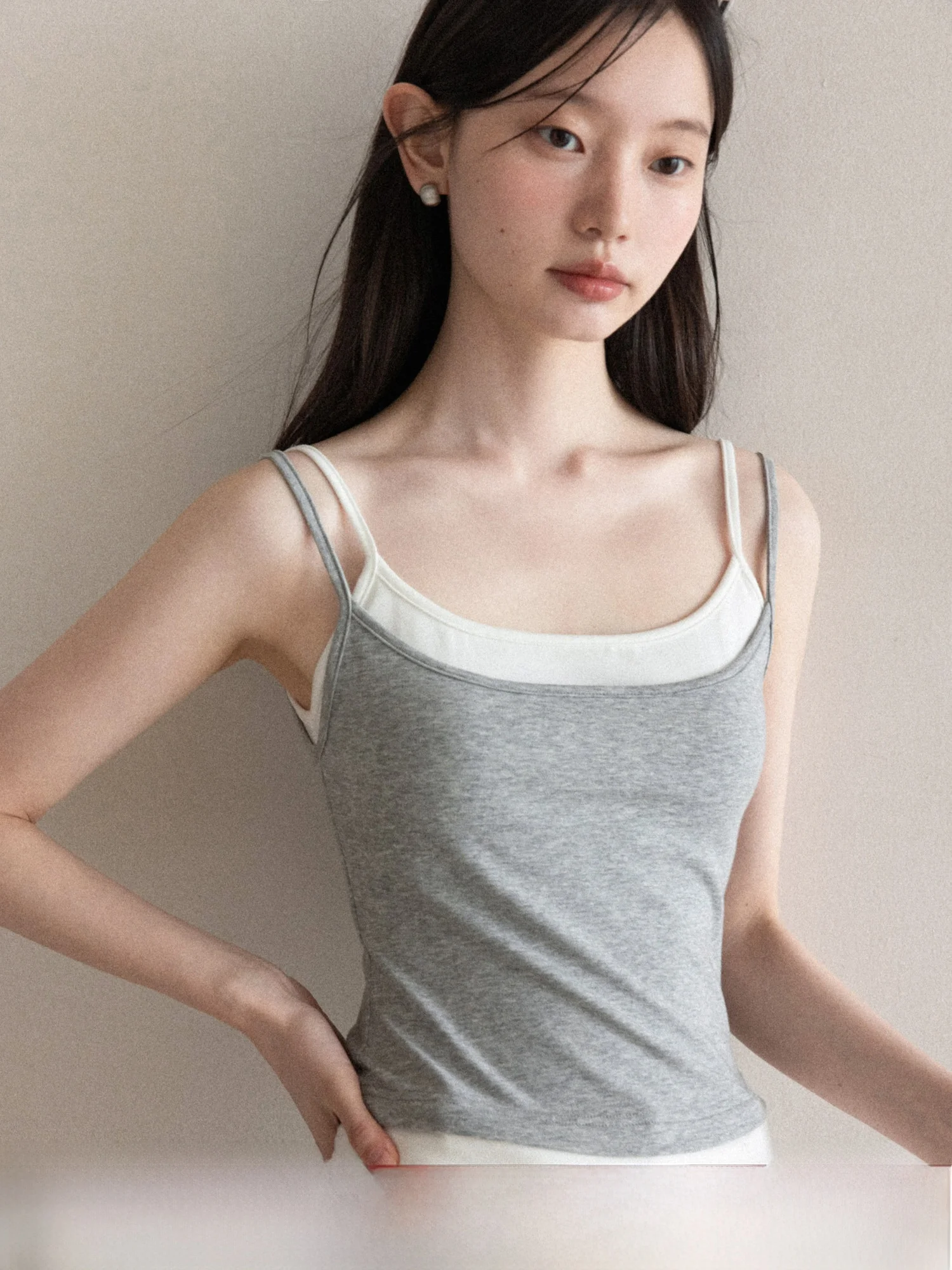Gray No-Sleeve Tank Top Women's Summer Outerwear with Chest Pad Vest Strapless Breathable Slim Fit U-Neck Daily Wear Ladies