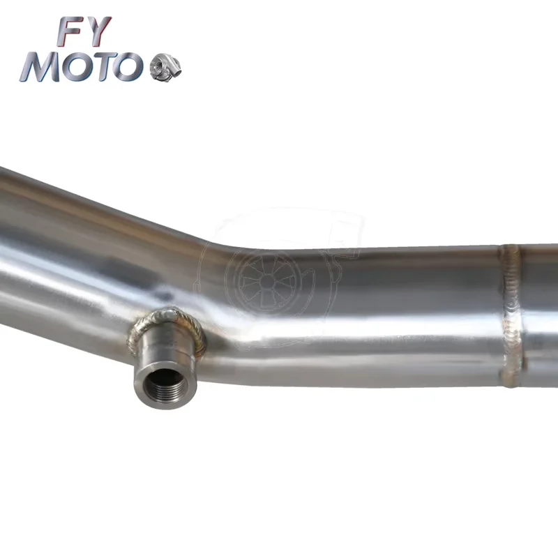 Voor Range Rover SVR uitlaatdownpipe uit 2019.