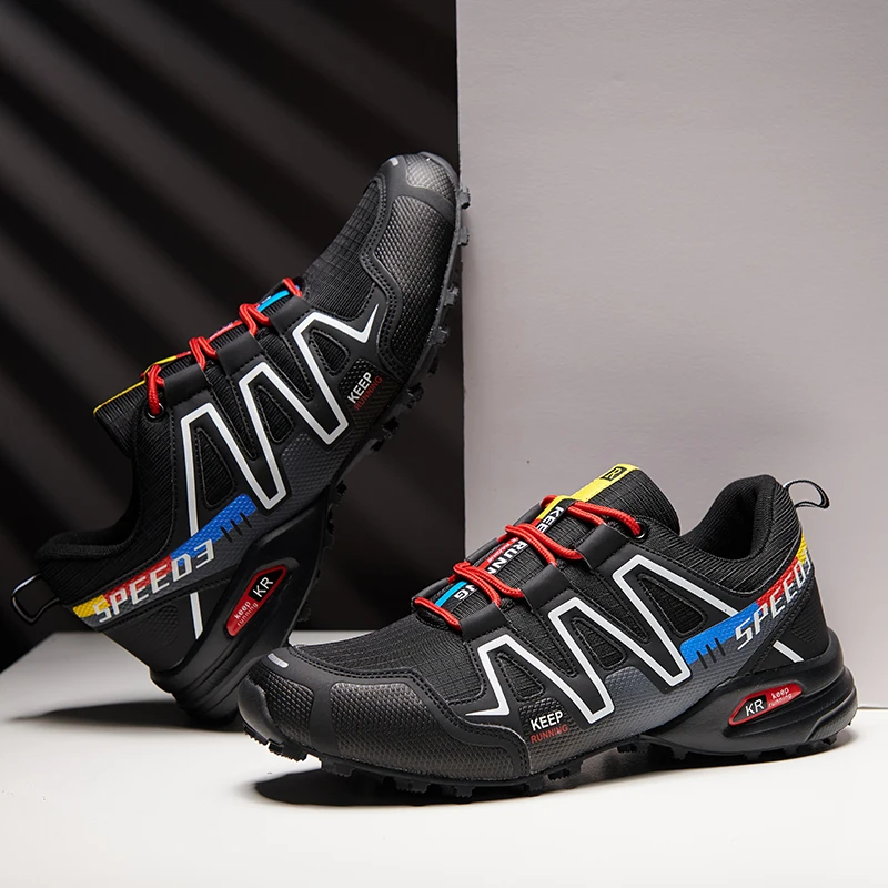 للجنسين أحذية المشي لمسافات طويلة الرياضة في الهواء الطلق المضادة للانزلاق لينة أحذية مشي مريحة شقة فاخرة تصميم 2025 أحذية رياضية جديدة للرجال والنساء