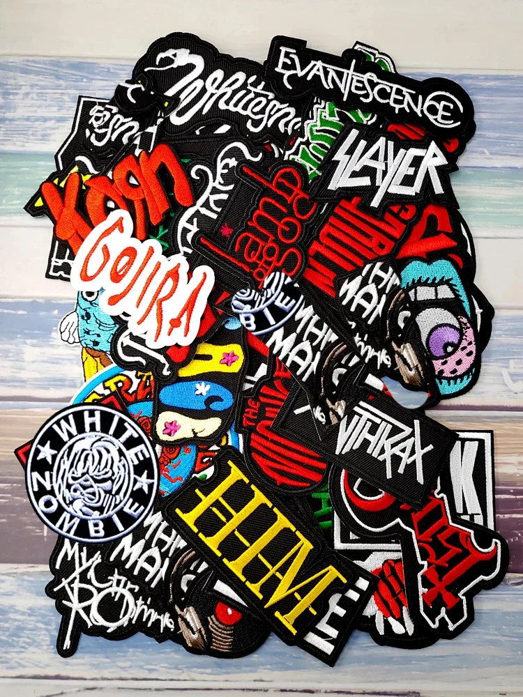 Rock Parche Música Patches, Emblemas Iron-on, Listras, Applique Bordado, Roupas Adesivos, AA010