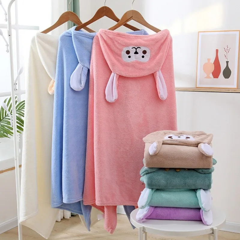 

Новое детское банное полотенце-халат 2026 года с капюшоном, из кораллового флиса, толстое, впитывающее, без ворса, с милым мультяшным рисунком, для пляжа и плавания, аксессуары для ванной