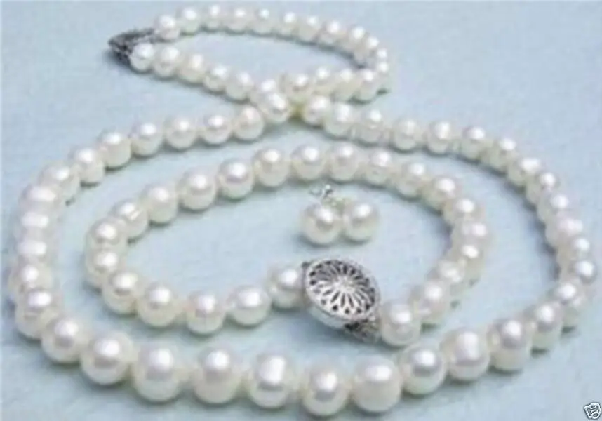 

Очаровательное ожерелье из натурального белого жемчуга Akoya 8-9 мм
