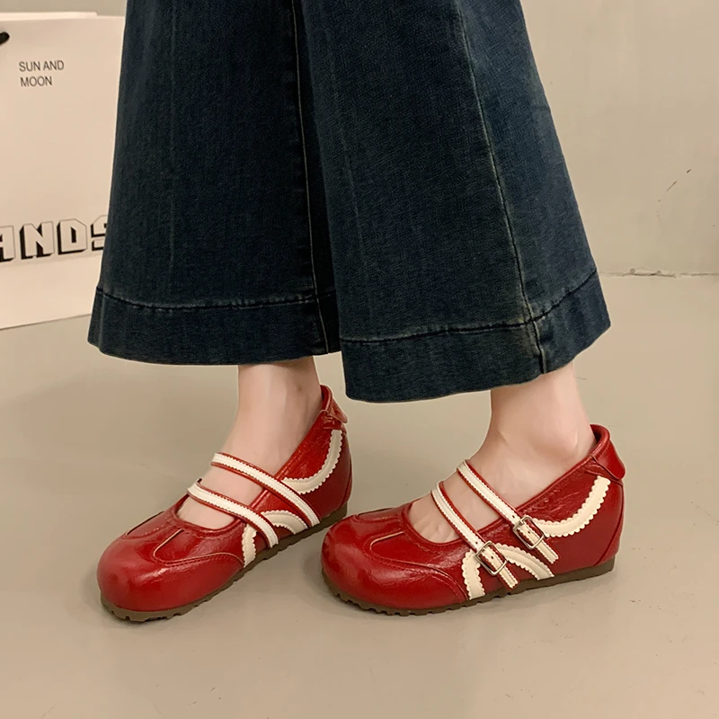 

Туфли Marie Janes на плоской подошве с бантом, повседневные сандалии с квадратным носком, женские кроссовки, лето 2024, брендовая удобная спортивная обувь, неглубокие сандалии