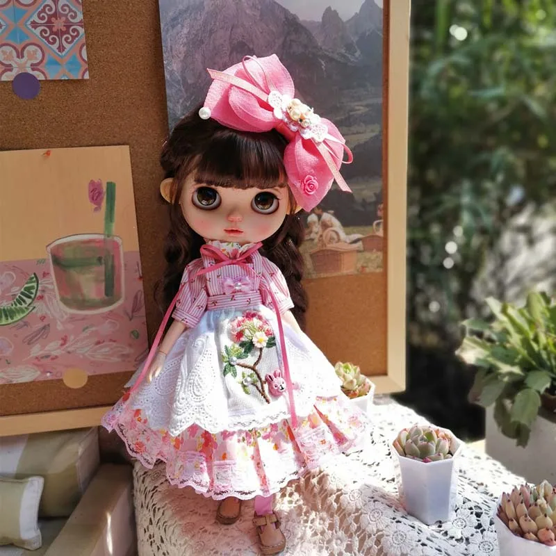 New 1/6 BJD Doll Bows Socks Embroidered Pink Half Sleeve Dress Suitable for Blythe 1/6 BJD Doll Baby Girl Birthday Gift Toy