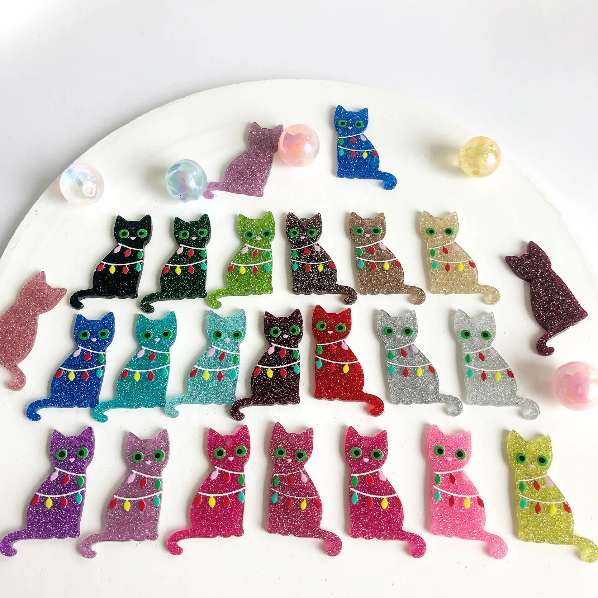 

10 шт. акриловых подвесок-шармов в виде мультяшных кошек, ручной работы, для ожерелий, серег, коннекторы для самостоятельного изготовления украшений
