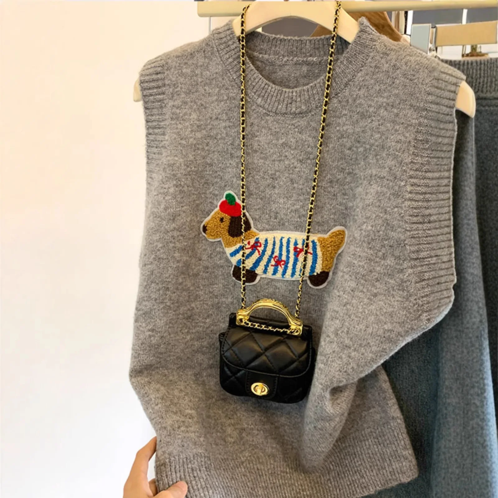 Basic Cartoon Sleeveless Vest Knitted Sweater Spring and Autumn Loose Ladies Knitwear Top Woolen Jackets Women Waistcoat