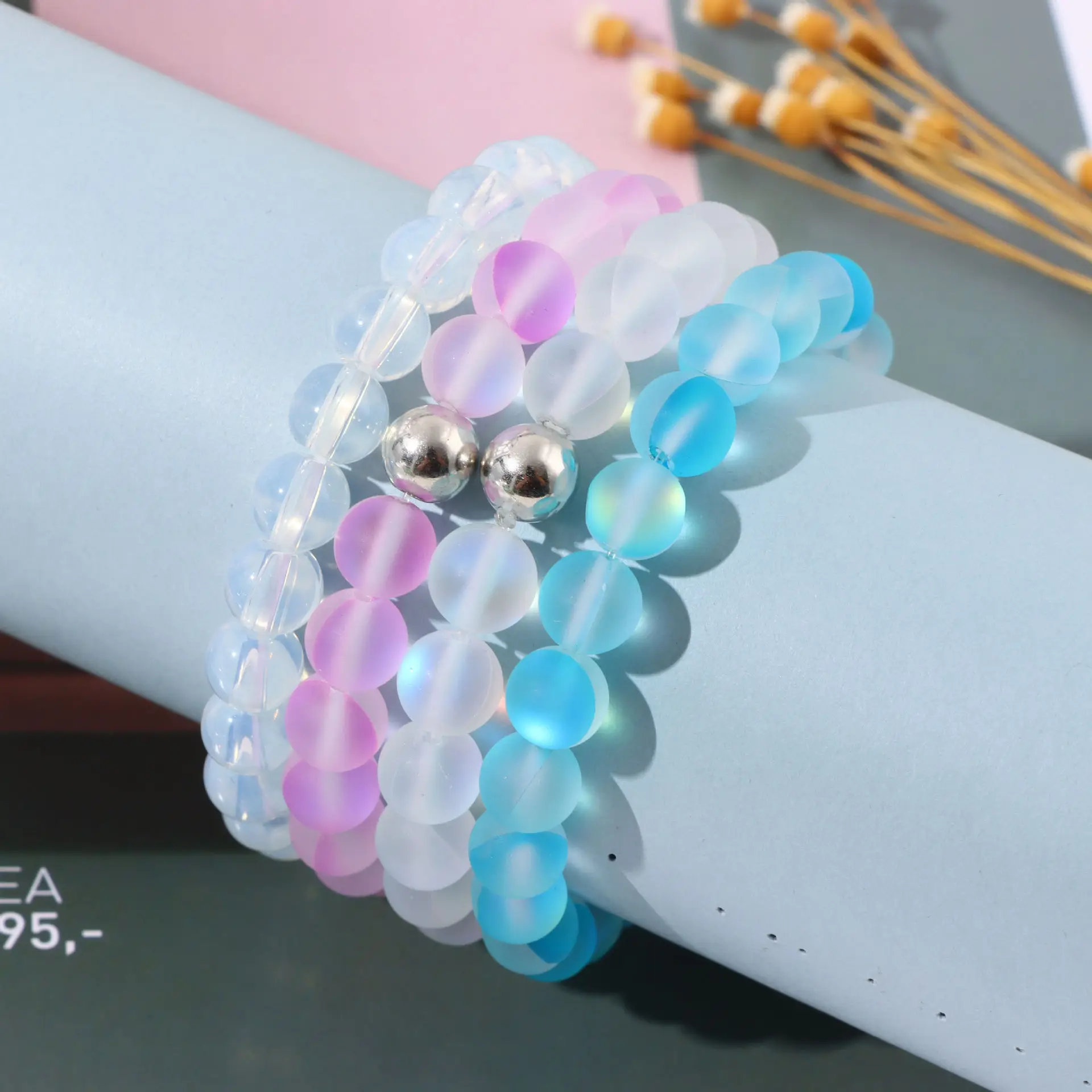 Amazon cross-border explosion 8mm multi-color flash moonstone bracelet gradual change color elastic rope beaded glass bracelet