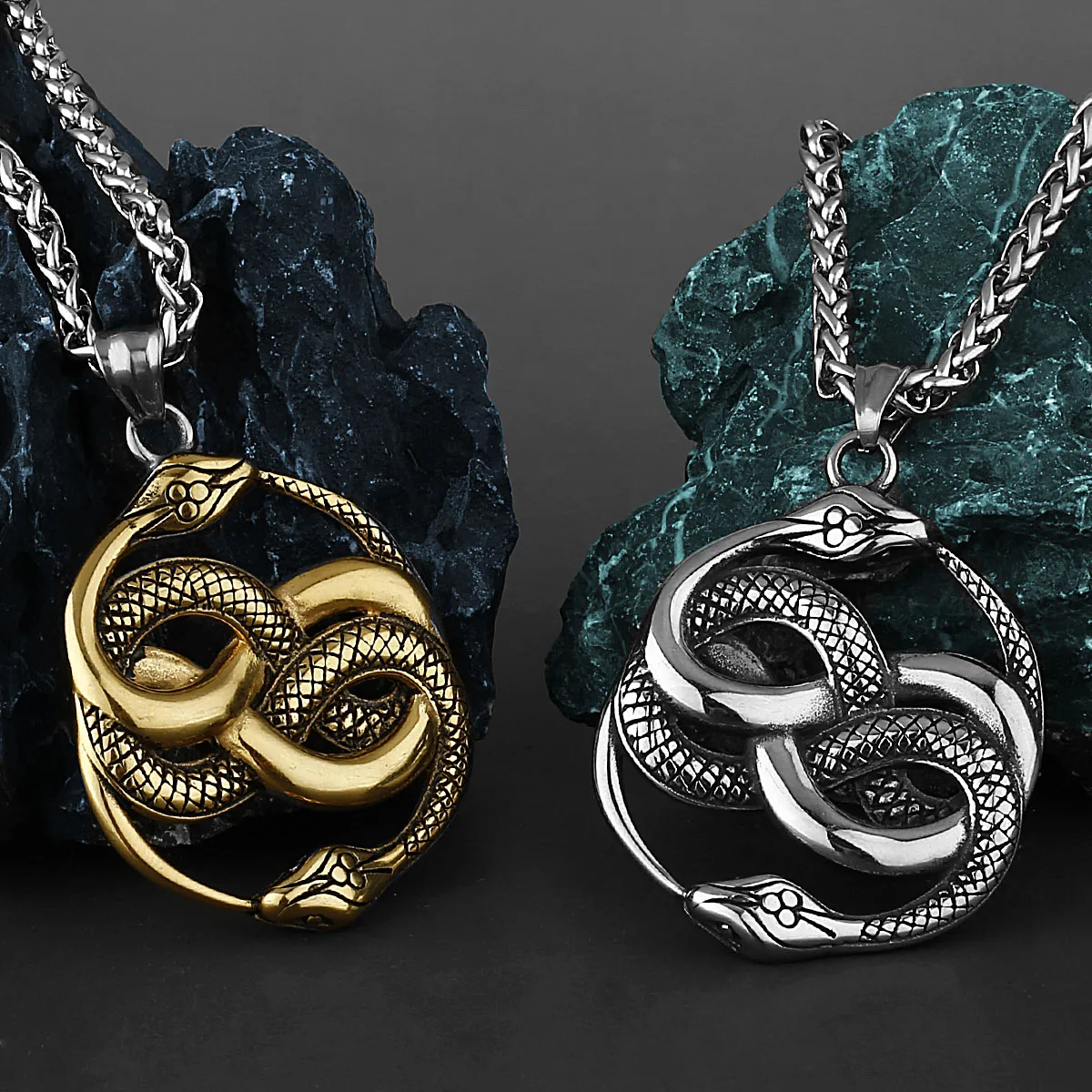 

Retro Double Snake Pendant Unisex Fashion Personality Animal Snake 316L Stainless Steel Pendant Necklace Jewelry Gift Wholesale