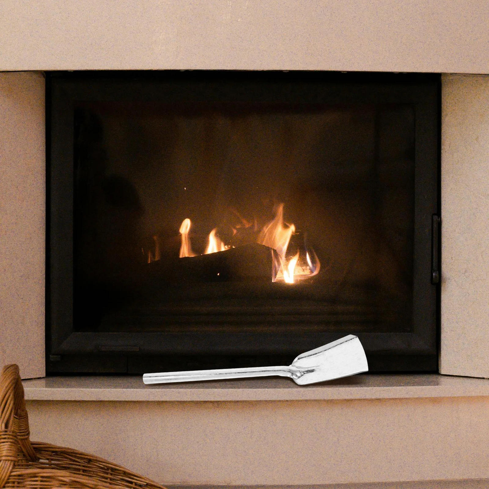 

Household Fireplace Shovel Stainless Steel Ash Cleaning Tool for Kitchen Garden Bbq Use Compact Multi Functional Coal Scoop