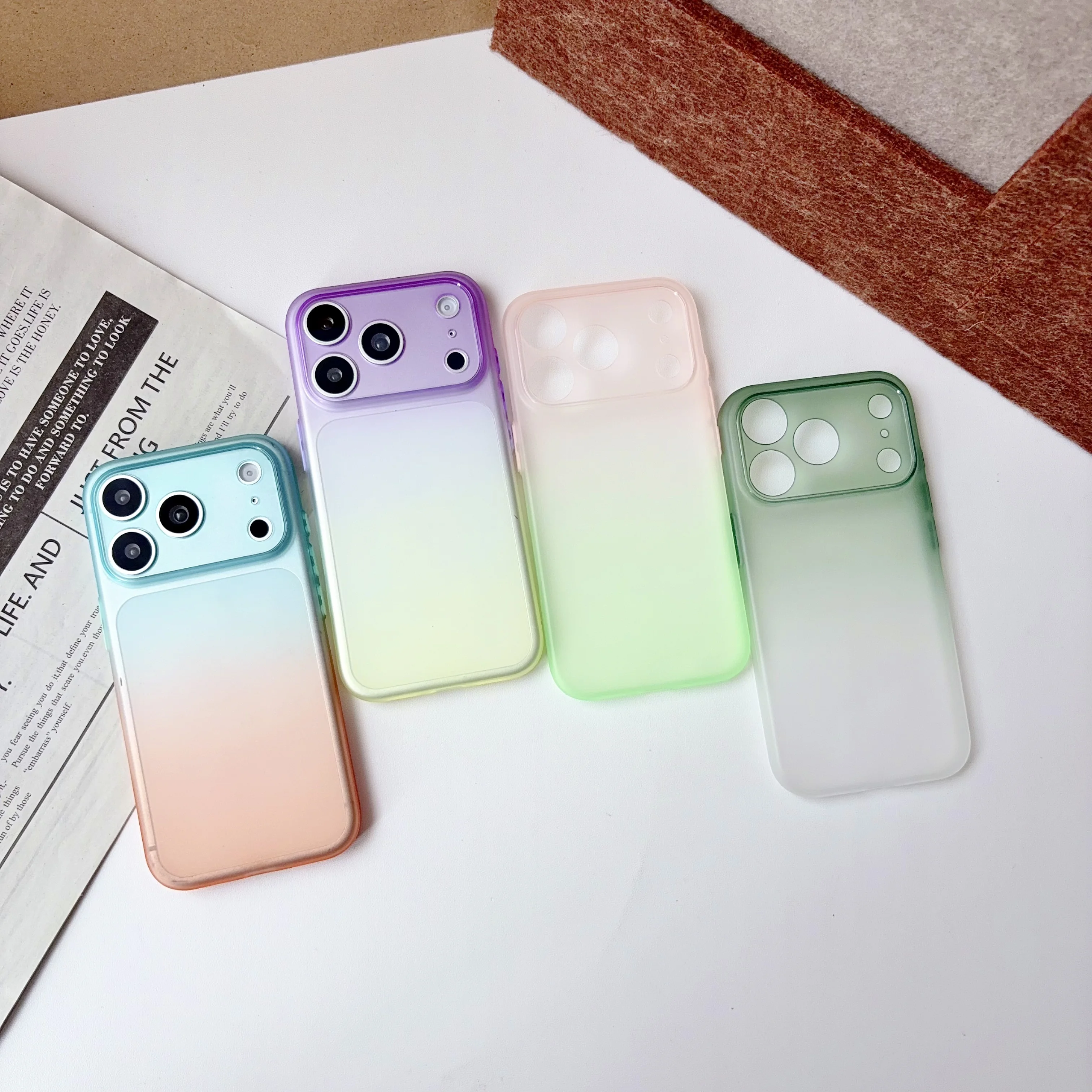 Capa Ultrafina Fosca Gradiente Macia para iPhone 17 Air 16 Plus 15 14 13 12 11 Pro Max, Antichoque e Antiqueda, Capa Protetora
